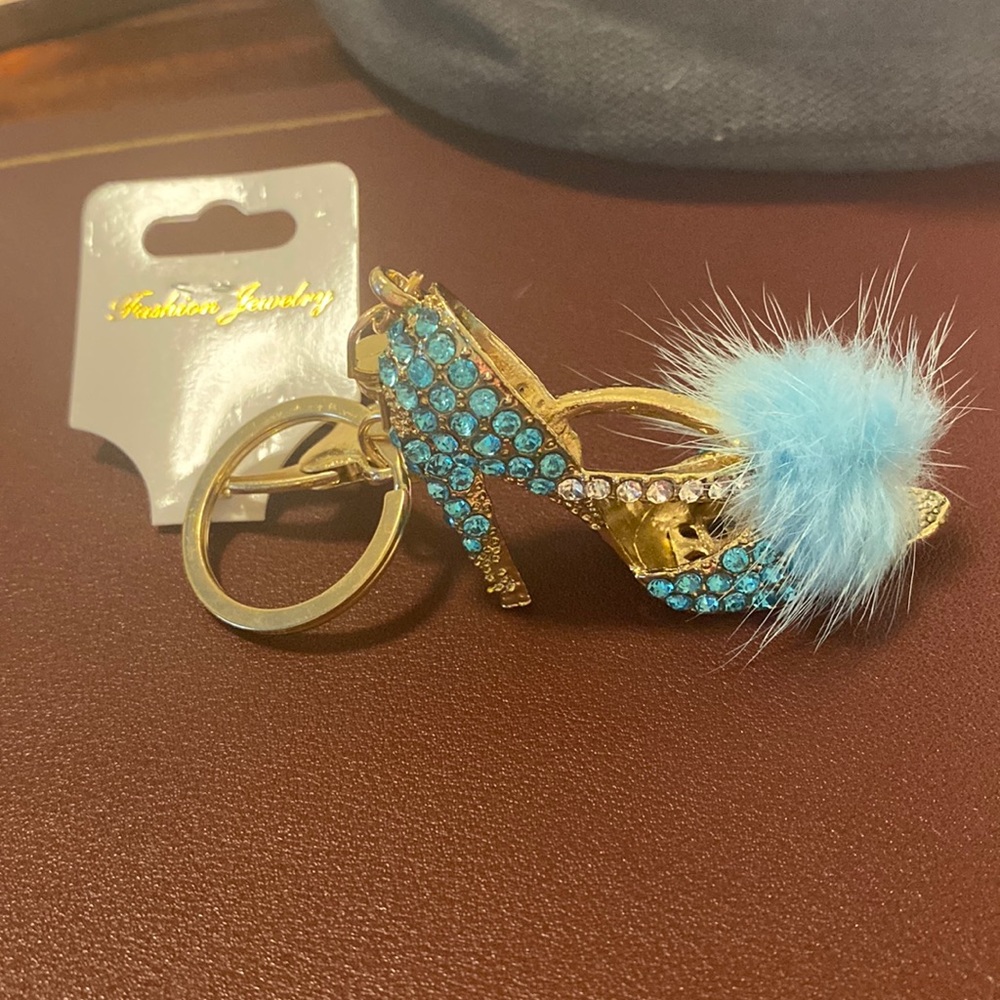 NWT Gold toned fur stiletto handbag charm